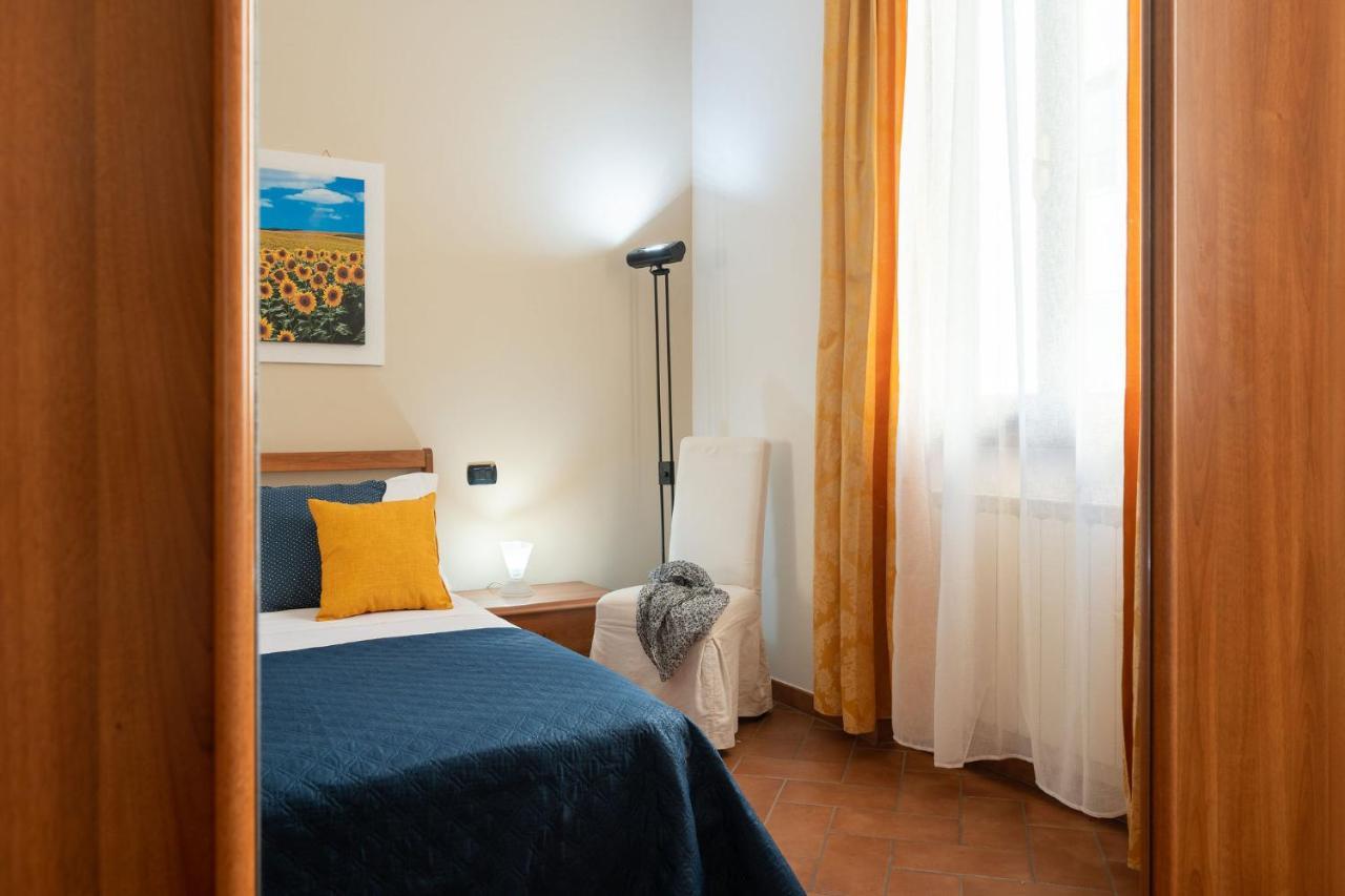 Romito Apartment Флоренция Экстерьер фото